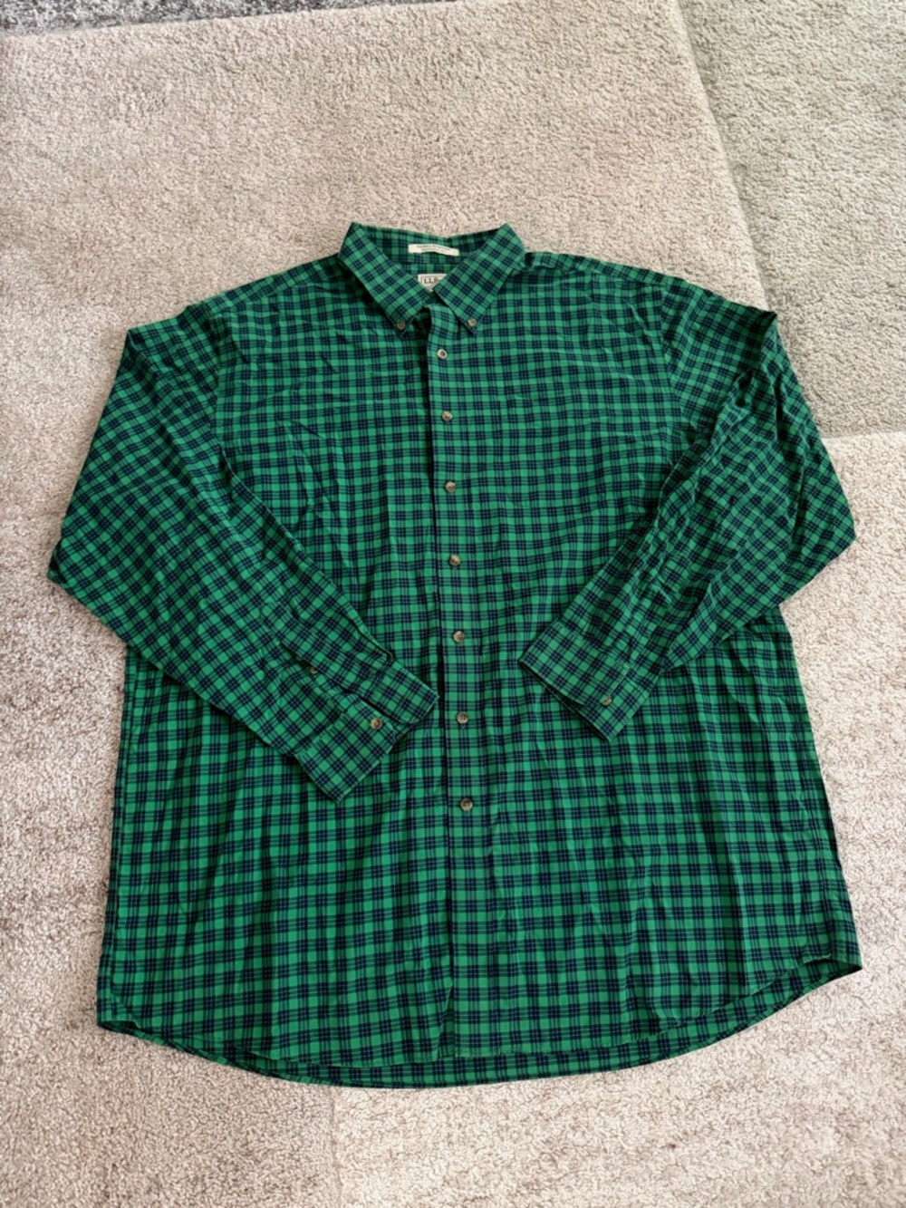 L.L. Bean Green and Blue Plaid Long-Sleeve Button-Down Shirt
